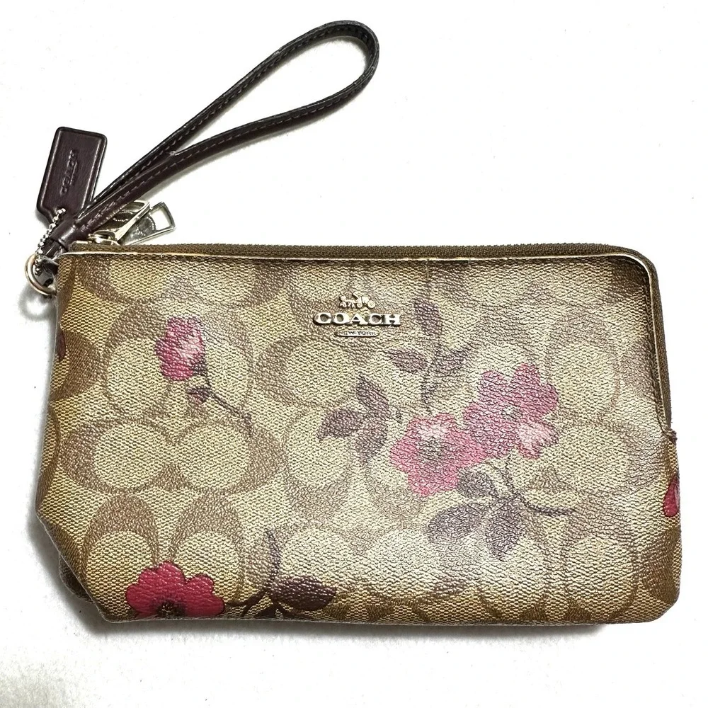 Coach Signature Double Corner Zip 8
